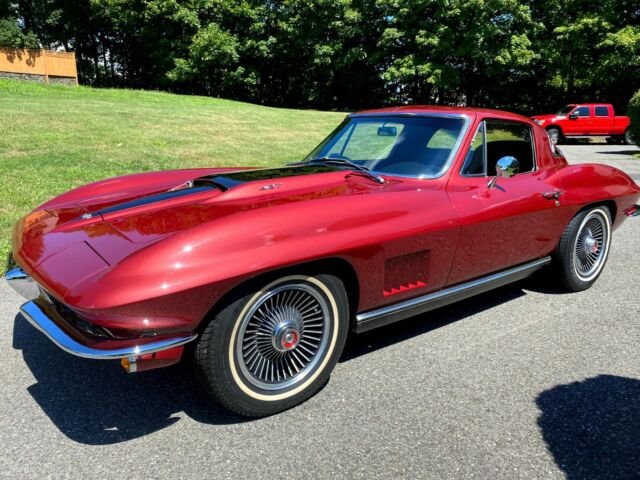 Chevrolet Corvette 1967 image number 0