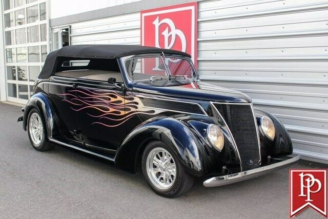 Ford Phaeton 1937 image number 6