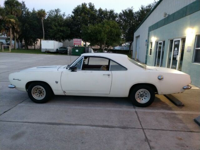 Plymouth Barracuda 1967 image number 24