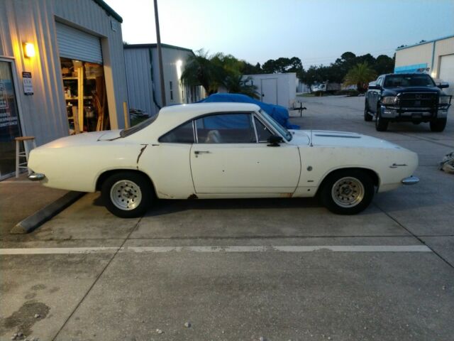 Plymouth Barracuda 1967 image number 25