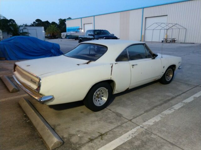 Plymouth Barracuda 1967 image number 26