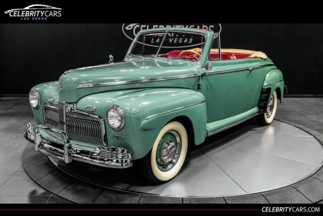 Ford Super Deluxe Convertible 1942 image number 0