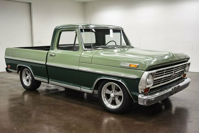 Ford F-100 1968 image number 0