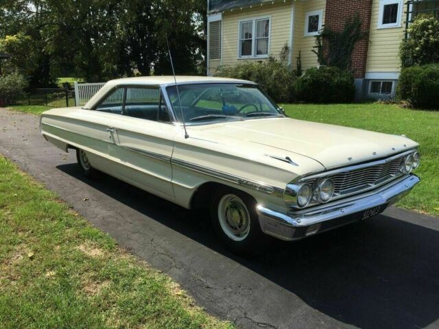 Ford Galaxie 1964 image number 1