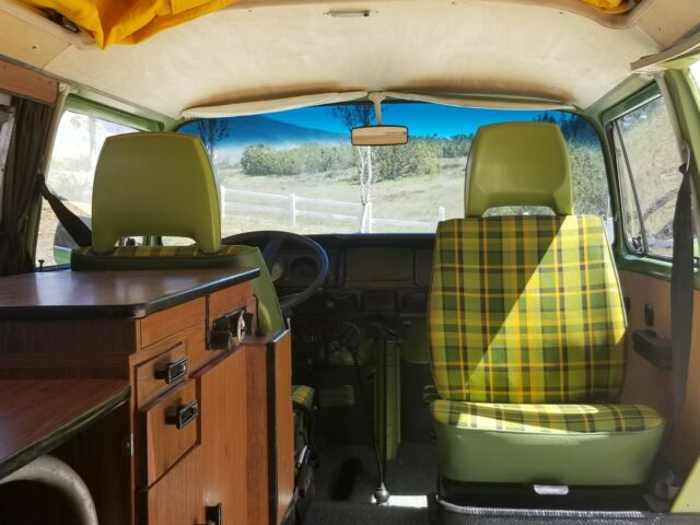 Volkswagen Bus/Vanagon 1979 image number 40