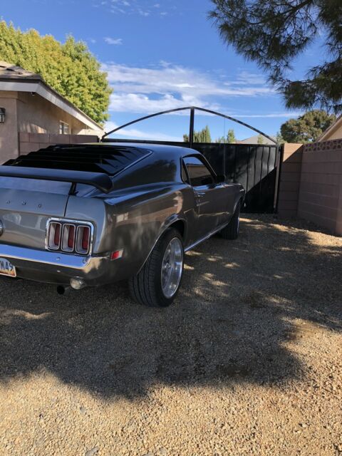 Ford Mustang 1970 image number 3