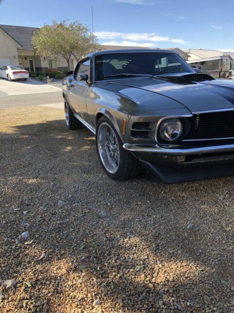 Ford Mustang 1970 image number 4