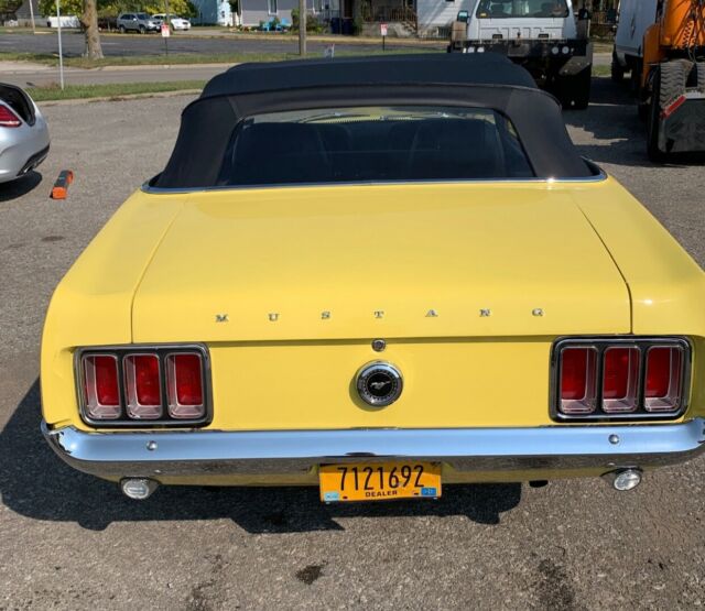 Ford Mustang 1970 image number 27