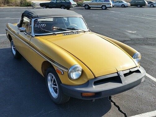 MG MGB 1976 image number 12