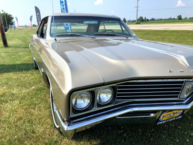 Buick Skylark 1967 image number 10