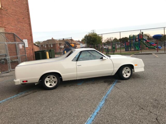 Chevrolet El Camino 1979 image number 0