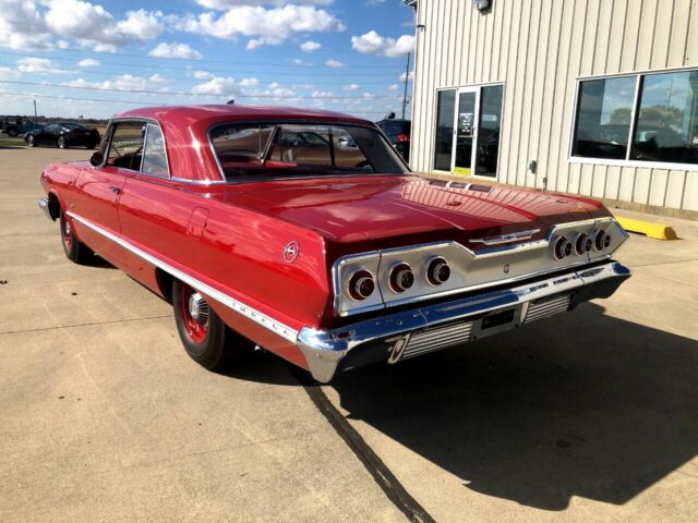 Chevrolet Impala 1963 image number 16