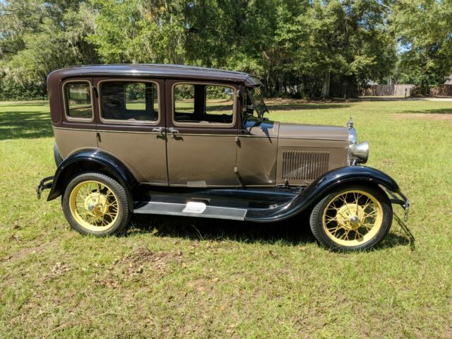 Ford Model A 1929 image number 0