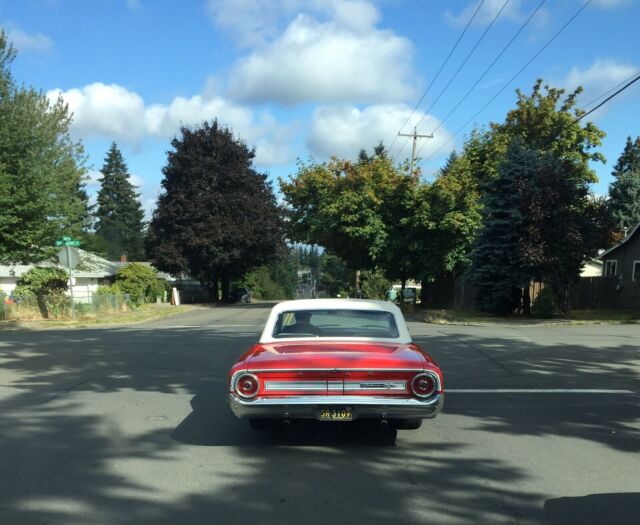 Ford Galaxie 500 XL 1964 image number 3