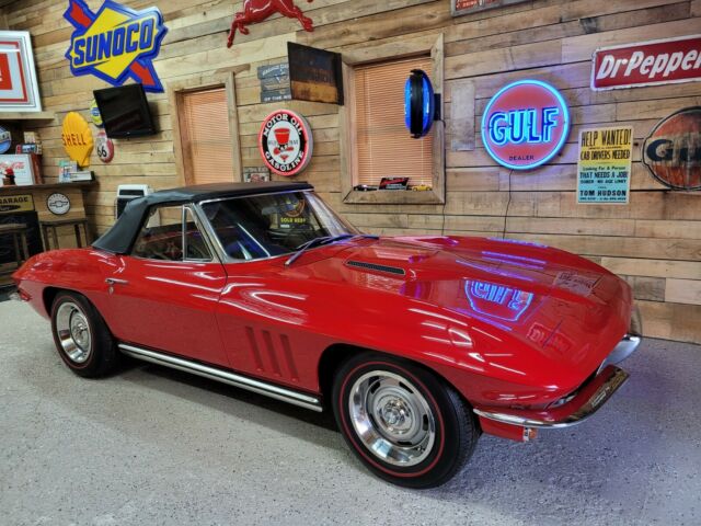 Chevrolet Corvette 1965 image number 0