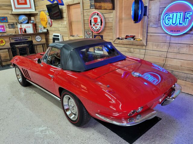 Chevrolet Corvette 1965 image number 24