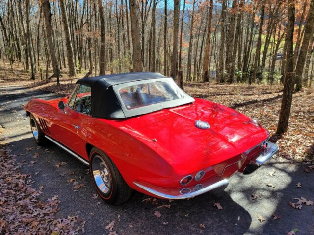 Chevrolet Corvette 1965 image number 27