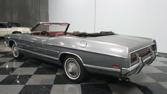 Ford LTD 1971 image number 8