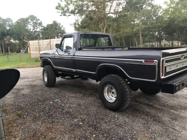 Ford F250 1979 image number 1