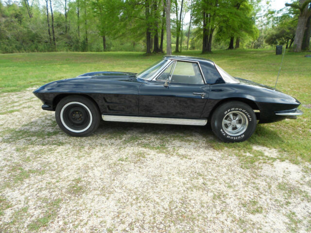 Chevrolet Corvette 1963 image number 0