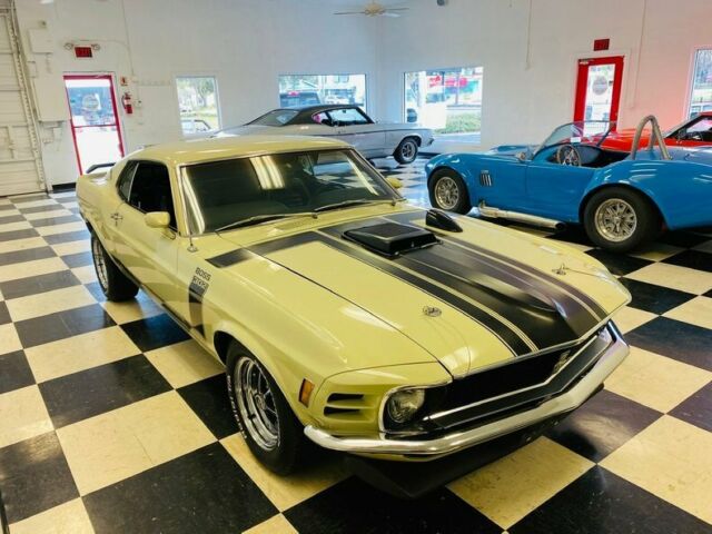 Ford Mustang 1970 image number 19