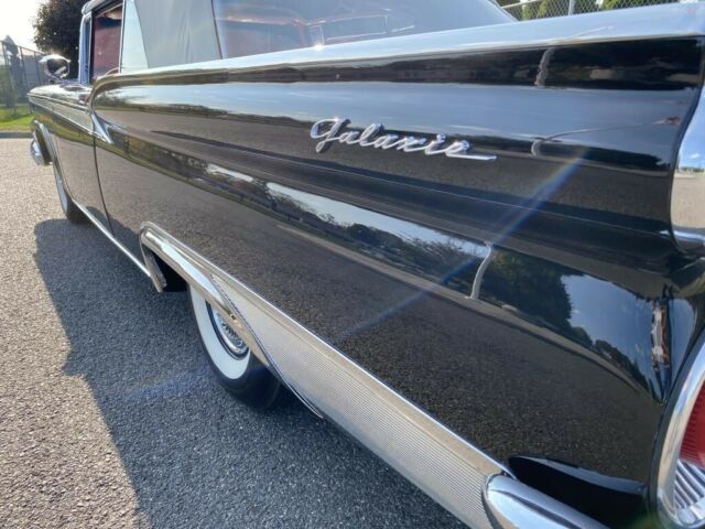 Ford Fairlane 1959 image number 29