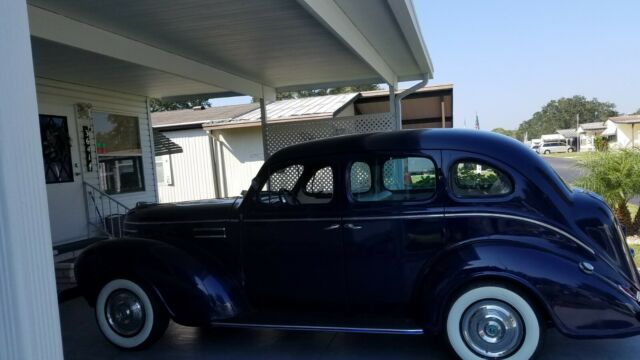 Plymouth Deluxe 1939 image number 30