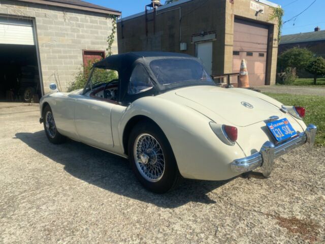 MG MGA 1959 image number 22