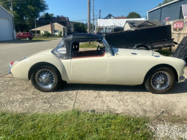 MG MGA 1959 image number 24