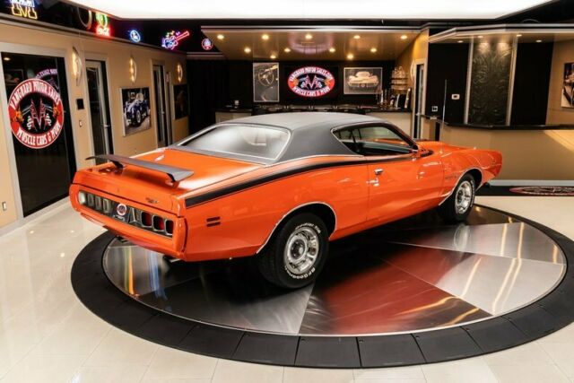 Dodge Super Bee 1971 image number 36