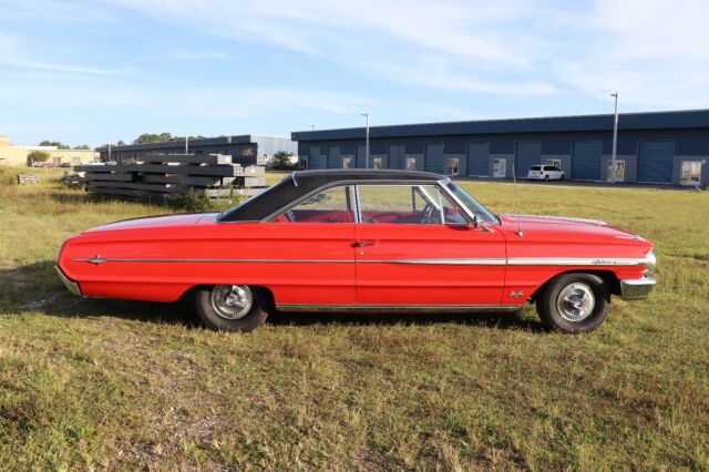 Ford Galaxie 1964 image number 28