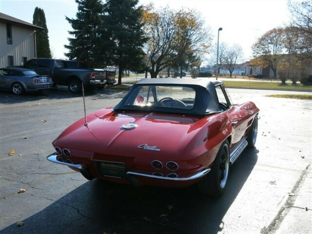 Chevrolet Corvette 1963 image number 34