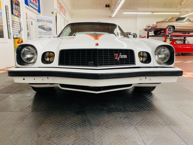 Chevrolet Camaro 1977 image number 33