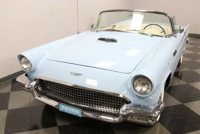 Ford Thunderbird 1957 image number 20