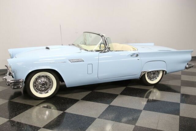 Ford Thunderbird 1957 image number 30