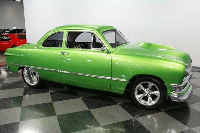 Ford Business Coupe 1950 image number 41