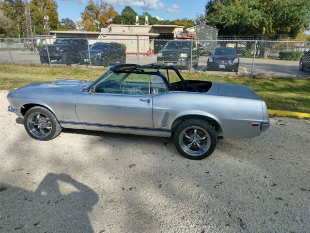 Ford Mustang 1969 image number 14