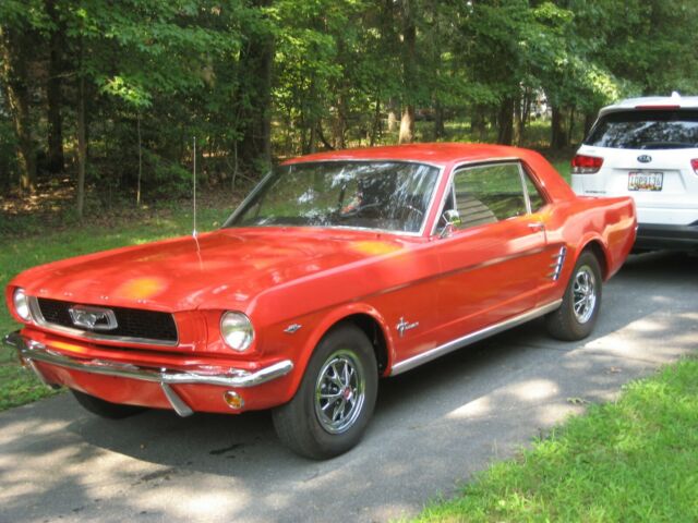 Ford Mustang 1966 image number 2