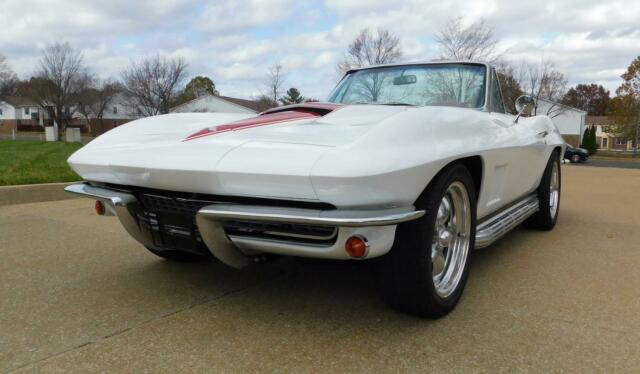 Chevrolet Corvette 1967 image number 11