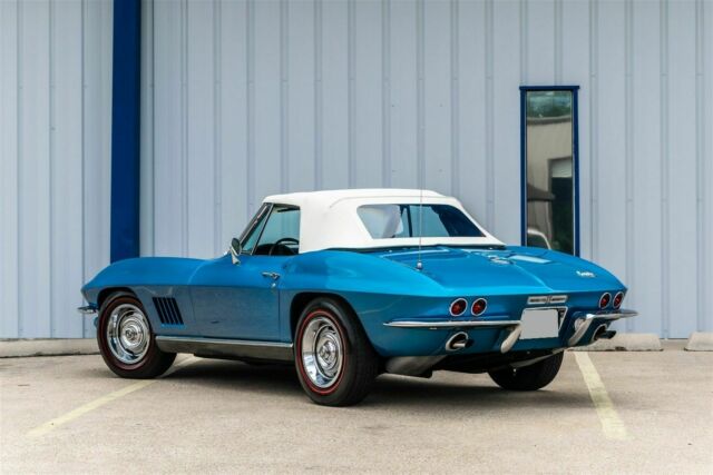 Chevrolet Corvette 1967 image number 9