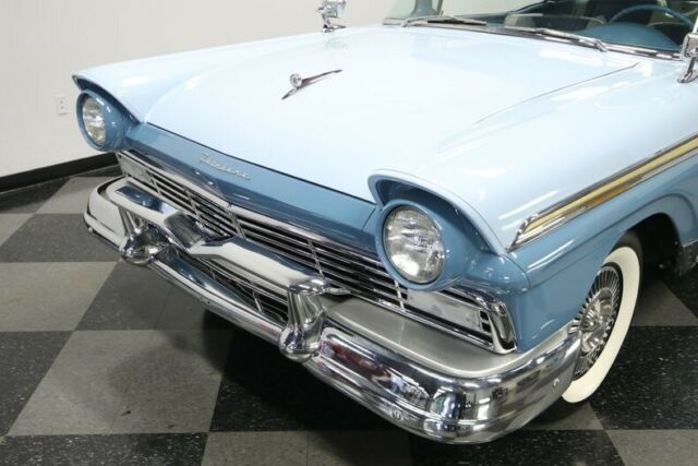 Ford Fairlane 1957 image number 22