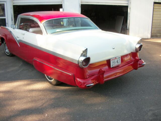 Ford Fairlane 1956 image number 9