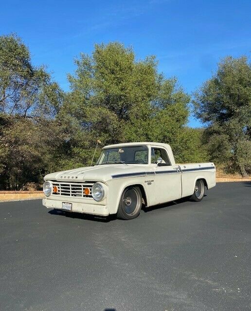 Dodge D100 Pickup 1967 image number 19