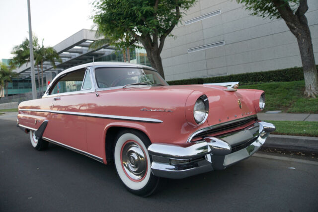 Lincoln Capri 2 Door 341/225HP V8 Hardtop 1955 image number 30