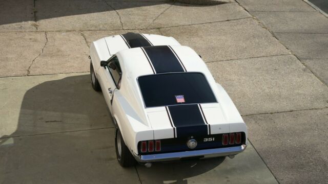 Ford Mustang 1969 image number 25