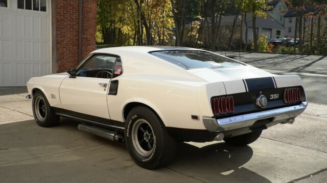 Ford Mustang 1969 image number 27