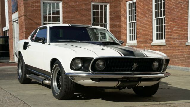 Ford Mustang 1969 image number 29