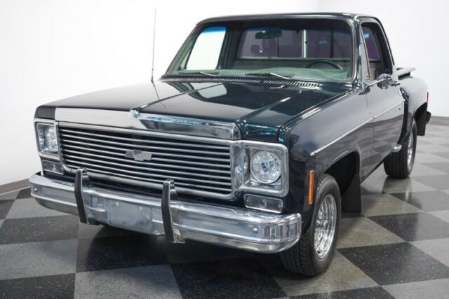 Chevrolet C-10 1976 image number 44