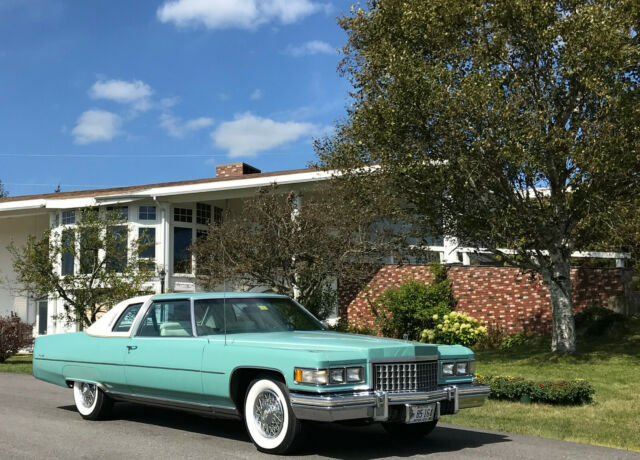 Cadillac DeVille 1976 image number 12