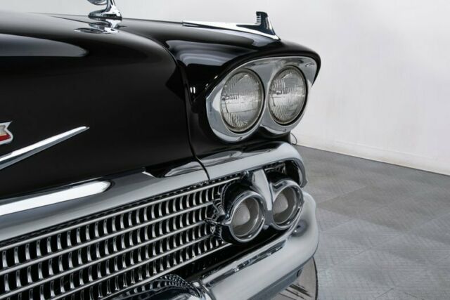 Chevrolet Impala 1958 image number 20